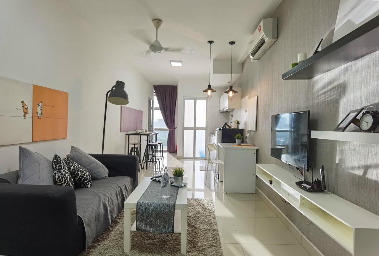 2 Bedroom Apartment - Mycribkl Neocyber سيبرجايا المظهر الخارجي الصورة