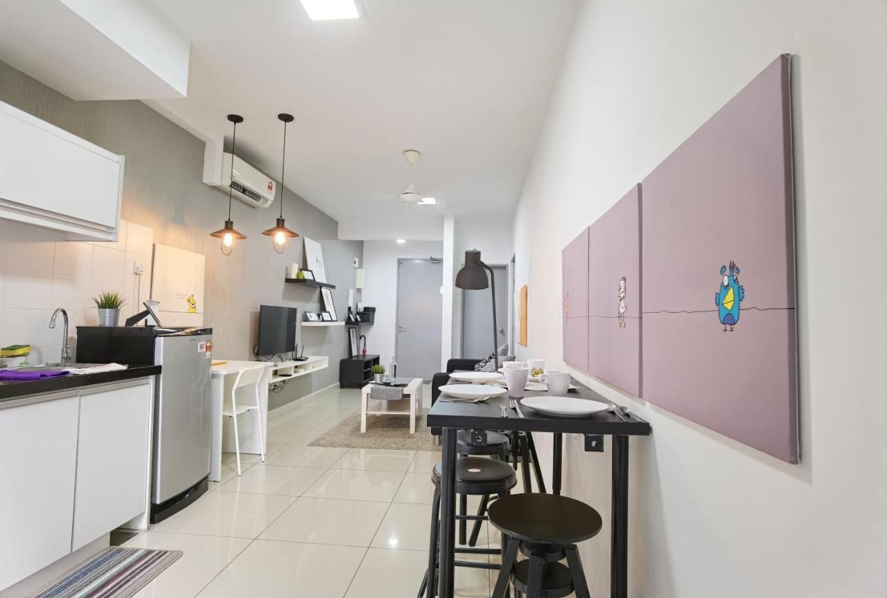 2 Bedroom Apartment - Mycribkl Neocyber سيبرجايا المظهر الخارجي الصورة